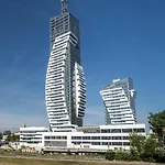 Olszynki Park Luxury